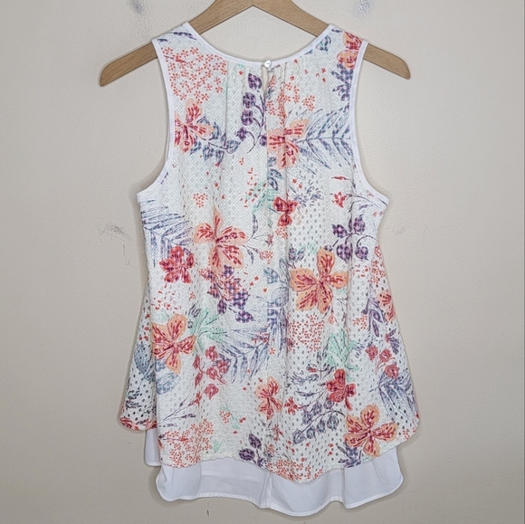 NWT Stitch Fix Daniel Rainn | Cadez Perforated Floral Overlay Tank Blouse - Picture 6 of 8